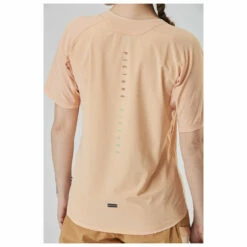 Picture Women's Ice Flow Tech Tee - Sport Shirt 16 Picture Women's Ice Flow Tech Tee - Sport Shirt -Outdoor Equipment Sales Shop picture womens ice flow tech tee sport shirt detail 8