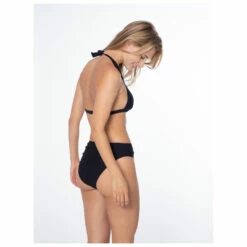 Protest Women's Mixwanaka Halter Bikini Top B&C-Cup - Bikini Top 11 Protest Women's Mixwanaka Halter Bikini Top B&C-Cup - Bikini Top -Outdoor Equipment Sales Shop protest womens mixwanaka halter bikini top b c cup bikini top detail 4