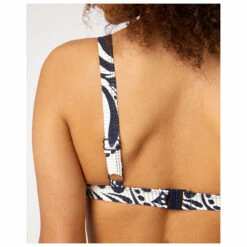 Rip Curl Women's Afterglow Fixed Tri Top - Bikini Top 11 Rip Curl Women's Afterglow Fixed Tri Top - Bikini Top -Outdoor Equipment Sales Shop rip curl womens afterglow fixed tri top bikini top detail 5