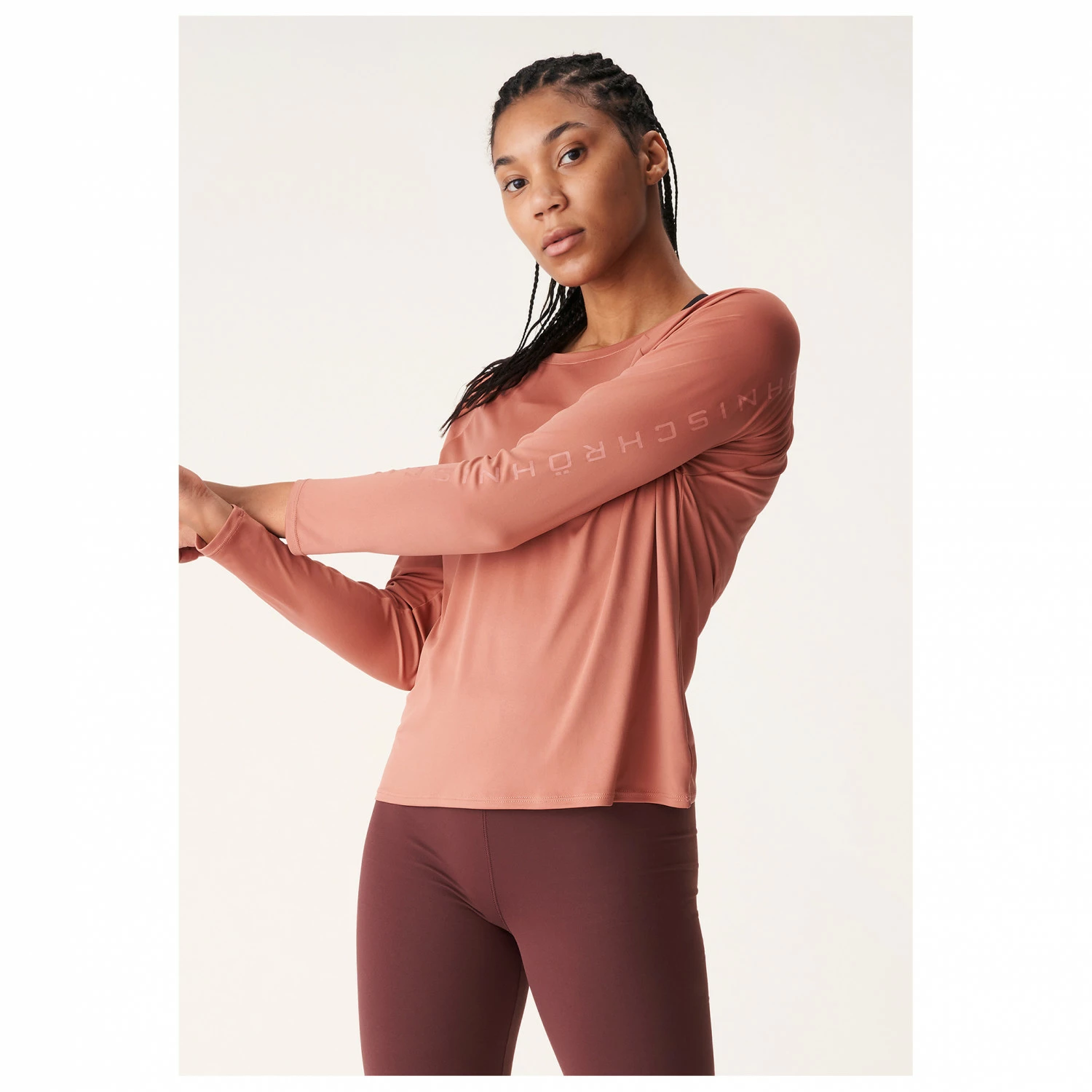 Röhnisch Women's Active Logo Long Sleeve 5 Röhnisch Women's Active Logo Long Sleeve - Image 3