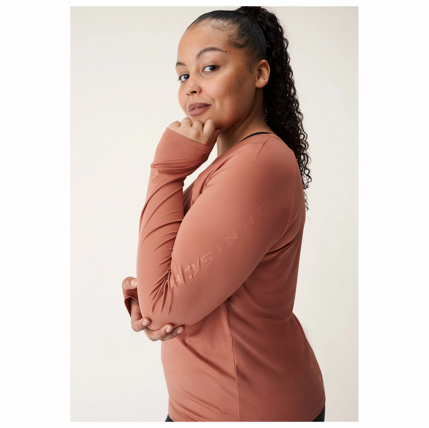 Röhnisch Women's Active Logo Long Sleeve 6 Röhnisch Women's Active Logo Long Sleeve - Image 4