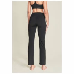 Röhnisch Women's Nora Lasting Pants - Tracksuit Trousers 11 Röhnisch Women's Nora Lasting Pants - Tracksuit Trousers -Outdoor Equipment Sales Shop roehnisch womens nora lasting pants tracksuit trousers detail 5