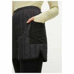 Röhnisch Women's Scout Padded Shorts - Synthetic Trousers -Outdoor Equipment Sales Shop roehnisch womens scout padded shorts synthetic trousers detail 6