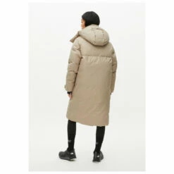 Röhnisch Women's Solange Jacket - Coat 10 Röhnisch Women's Solange Jacket - Coat -Outdoor Equipment Sales Shop roehnisch womens solange jacket coat detail 3