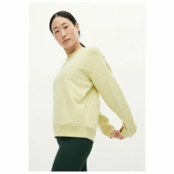 Röhnisch Women's To And From Sweatshirt - Longsleeve -Outdoor Equipment Sales Shop roehnisch womens to and from sweatshirt longsleeve detail 4