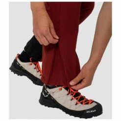 SALEWA Women's Agner Orval 3 DST Pants - Mountaineering Trousers -Outdoor Equipment Sales Shop salewa womens agner orval 3 dst pants mountaineering trousers detail 6