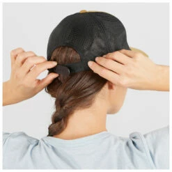 Salomon Trucker Curved Cap - Cap 7 Salomon Trucker Curved Cap - Cap -Outdoor Equipment Sales Shop salomon trucker curved cap cap detail 3