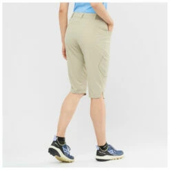 Salomon Women's Wayfarer Capri - Shorts -Outdoor Equipment Sales Shop salomon womens wayfarer capri shorts detail 3