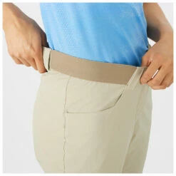 Salomon Women's Wayfarer Capri - Shorts -Outdoor Equipment Sales Shop salomon womens wayfarer capri shorts detail 4