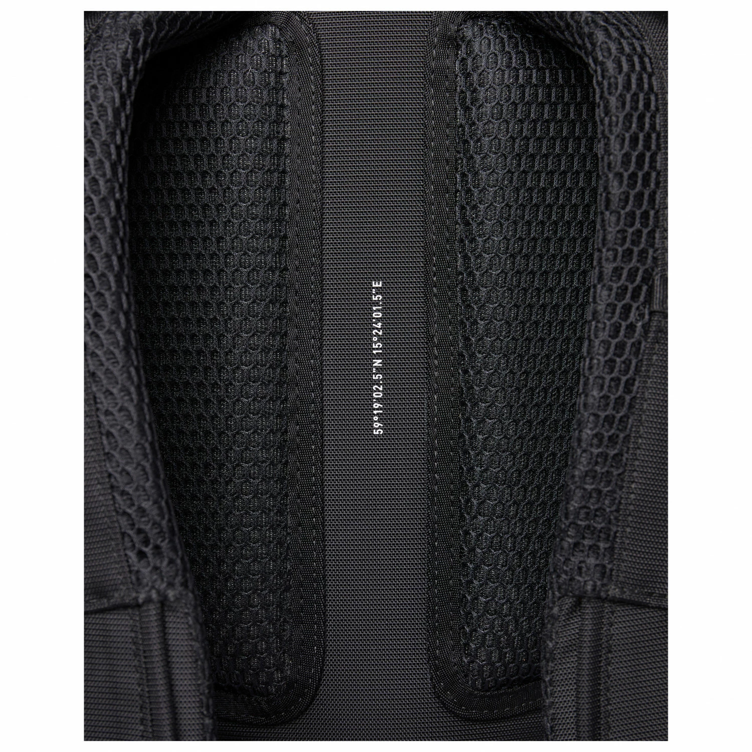 Sandqvist Mountain Hike 30 + 10 - Walking Backpack 5 Sandqvist Mountain Hike 30 + 10 - Walking Backpack - Image 3