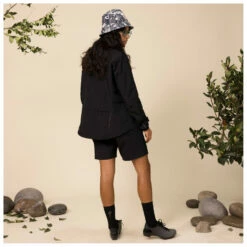 Women's Rider's Wind Jacket - Cycling Jacket 9 Women's Rider's Wind Jacket - Cycling Jacket -Outdoor Equipment Sales Shop specialized fjaellraeven womens riders wind jacket cycling jacket detail 4