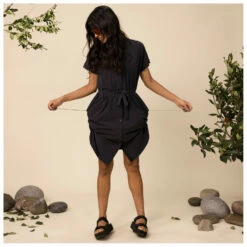 Women's Saddle To Table Dress - Dress -Outdoor Equipment Sales Shop specialized fjaellraeven womens saddle to table dress dress detail 5