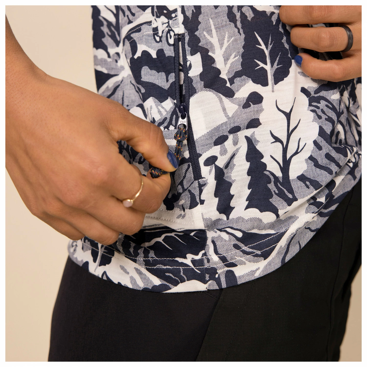 Women's Wool Caliswe T-Shirt - Cycling Jersey 7 Women's Wool Caliswe T-Shirt - Cycling Jersey - Image 5