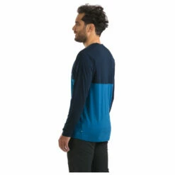 Stoic Merino150 HeladagenSt. L/S - Merino Shirt 16 Stoic Merino150 HeladagenSt. L/S - Merino Shirt -Outdoor Equipment Sales Shop stoic merino150 heladagenst l s merino shirt detail 11