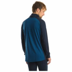 Stoic Merino180 BjoernenSt. Half Zip - Merino Base Layer 24 Stoic Merino180 BjoernenSt. Half Zip - Merino Base Layer -Outdoor Equipment Sales Shop stoic merino180 bjoernenst half zip merino base layer detail 12