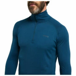 Stoic Merino180 BjoernenSt. Half Zip - Merino Base Layer 19 Stoic Merino180 BjoernenSt. Half Zip - Merino Base Layer -Outdoor Equipment Sales Shop stoic merino180 bjoernenst half zip merino base layer detail 6