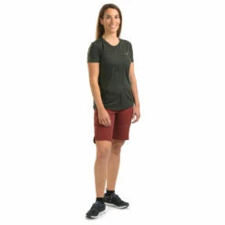 Stoic Women's Merino150 HeladagenSt. Artwork Slim - Merino Shirt 10 Stoic Women's Merino150 HeladagenSt. Artwork Slim - Merino Shirt -Outdoor Equipment Sales Shop stoic womens merino150 heladagenst artwork slim merino shirt detail 9