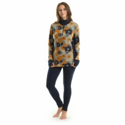 Stoic Women's Merino240 VemdalenSt. L/S Half Zip - Merino Base Layer 20 Stoic Women's Merino240 VemdalenSt. L/S Half Zip - Merino Base Layer -Outdoor Equipment Sales Shop stoic womens merino240 vemdalenst l s half zip merino base layer detail 9