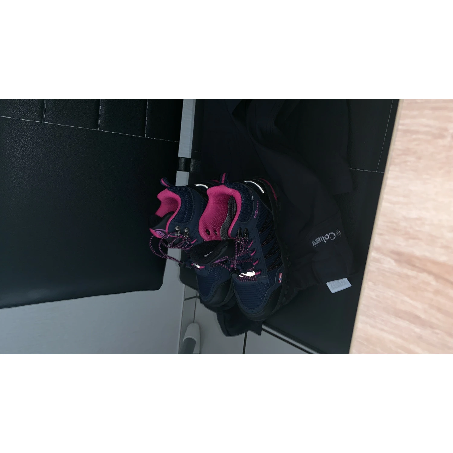 TROLLKIDS Kid's Trolltunga Hiker Mid - Walking Boots 12 TROLLKIDS Kid's Trolltunga Hiker Mid - Walking Boots - Image 10