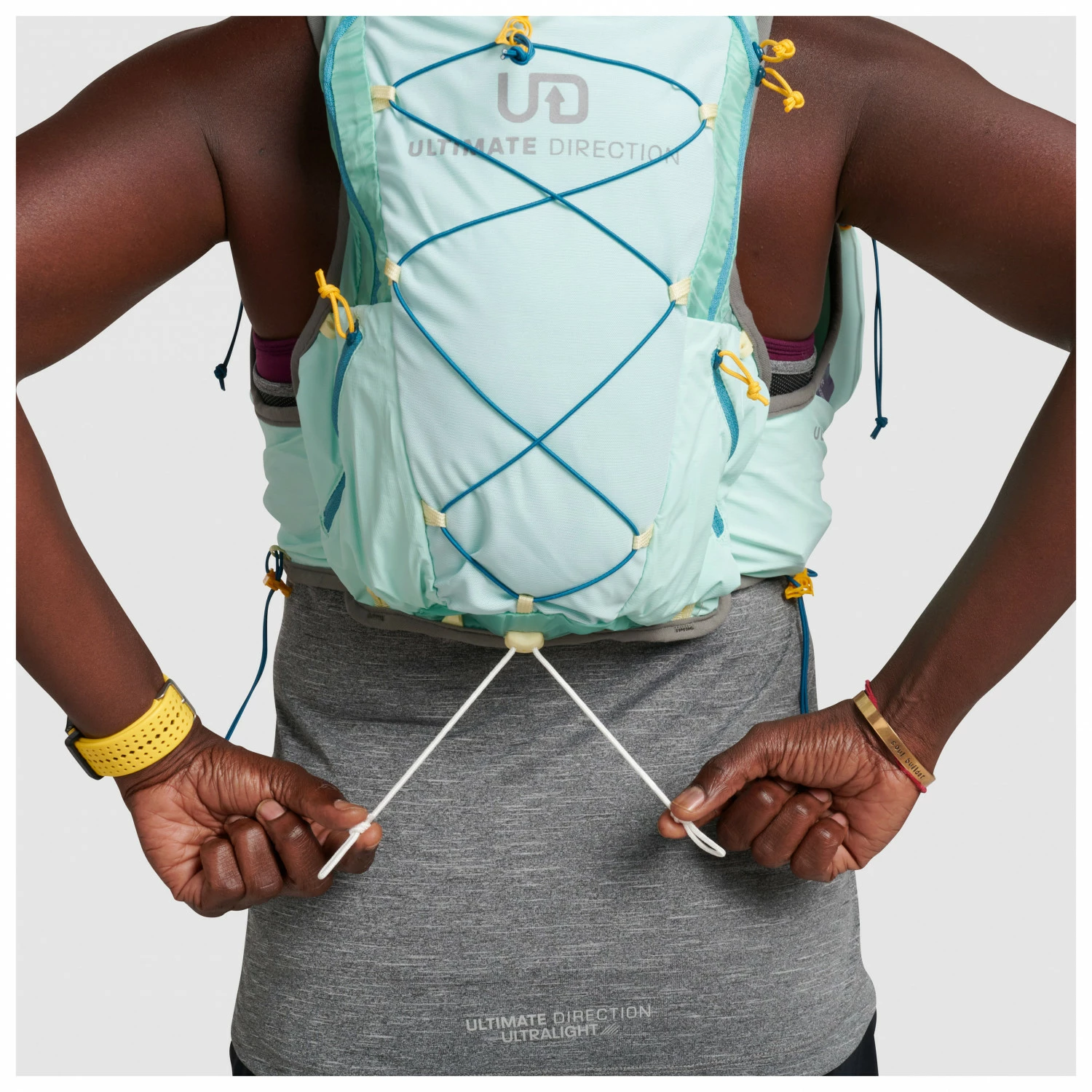 Ultimate Direction Women's Ultra Vesta 6.0 - Trail Running Backpack 7 Ultimate Direction Women's Ultra Vesta 6.0 - Trail Running Backpack - Image 5