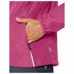 VAUDE Women's Dundee Classic Zip-Off Jacket - Cycling Jacket 12 VAUDE Women's Dundee Classic Zip-Off Jacket - Cycling Jacket -Outdoor Equipment Sales Shop vaude womens dundee classic zip off jacket cycling jacket detail 5