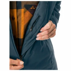 VAUDE Women's Limford Coat II - Coat 13 VAUDE Women's Limford Coat II - Coat -Outdoor Equipment Sales Shop vaude womens limford coat ii coat detail 5